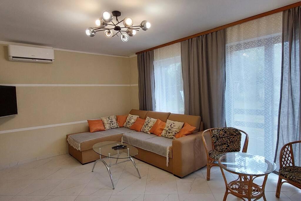 הוילה House For Us Vinci מראה חיצוני תמונה